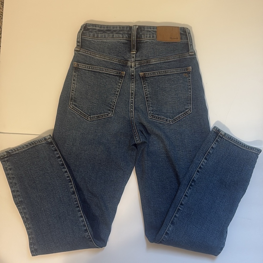 Madewell The Curvy vintage perfect dark wash high rise straight mom Jeans
